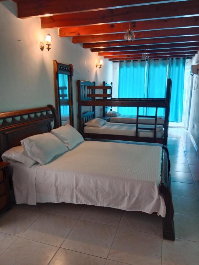 Habitaciones En Familia San Andres  Exterior photo